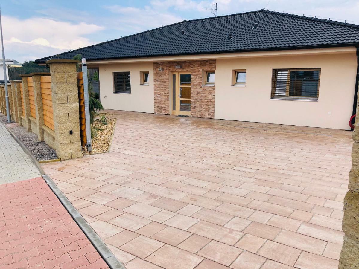 Luxury Spa Villa Králŭv Dvŭr Eksteriør bilde